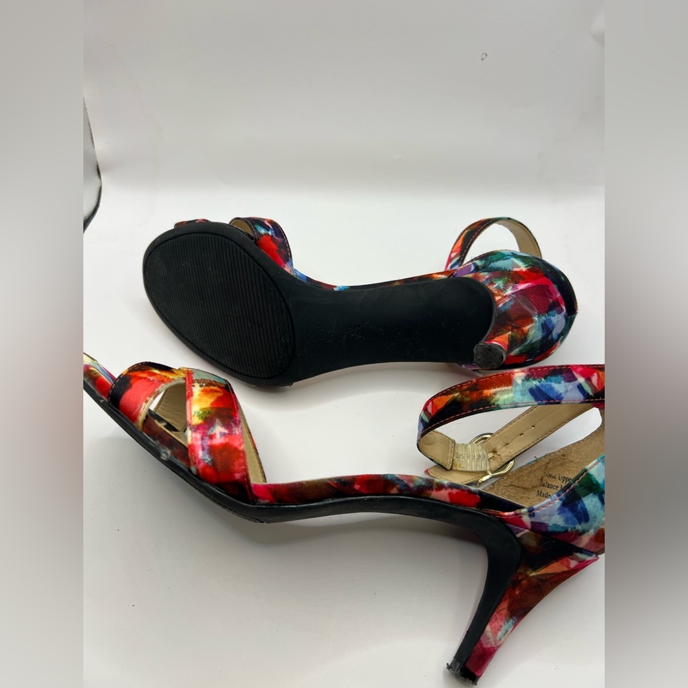 Kelly & Katie Multicolor Funky  Boho Strappy Heels sandals size 7 1/2 - Picture 5 of 8